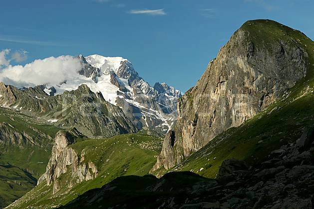 aa041226GE combe de la neuva et massif du mont blanc, beaufortain, savoie, Europe, EEC, middle mountain, landscape (France).