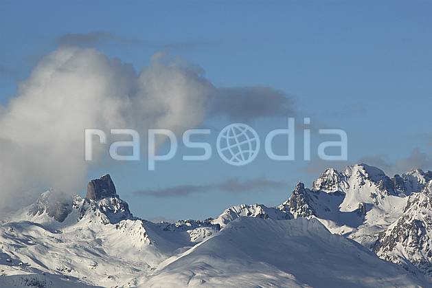 aa043048GE from la plagne, beaufortain and the pierra menta, savoie, alpes, Europe, EEC, chain of mountains, panorama, middle mountain, cloud, landscape (France).
