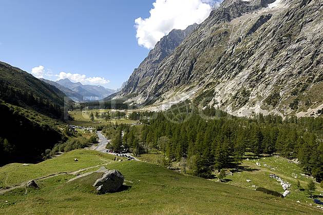 aa055549LE : Val Ferret- Val D'Aoste, Alpes. Europe, CEE, vallée, C02, C01, falaise moyenne montagne, paysage (Italie).