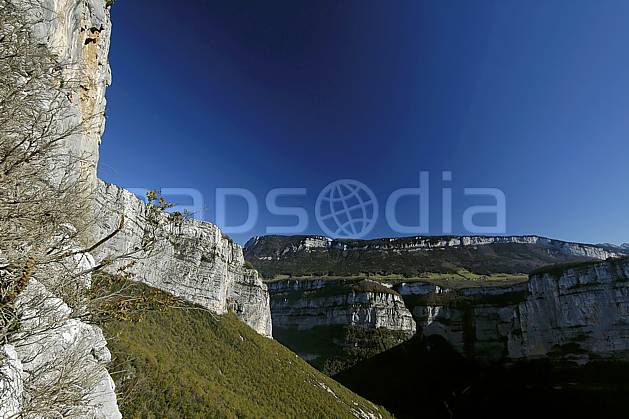 aa055871LE : Vercors, près de Choranche. Europe, CEE, falaise, C02, C01 moyenne montagne, paysage (France).