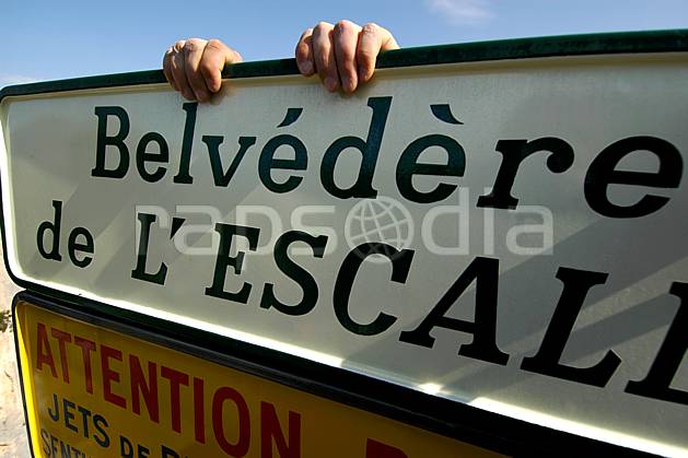 ae042164LE : Belvédère de l'Escalès, Verdon. Europe, CEE, panneau, signalisation, signalisation, C02, C01 environnement, gros plan, moyenne montagne (France).