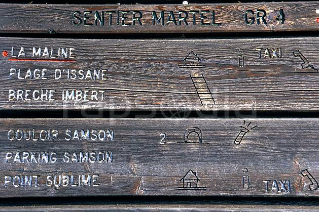 ae2573-28LE : Sentier Martel, Var. Europe, CEE, panneau, C02, C01 environnement, moyenne montagne (France).