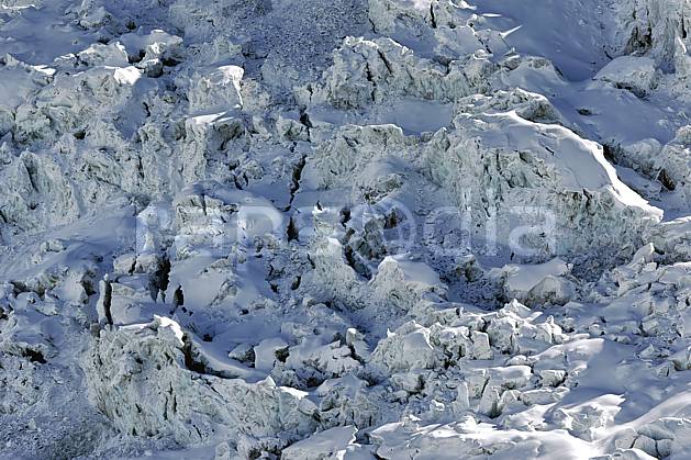 ba050930LE : Séracs du Géant, Massif du Mont Blanc, Haute-Savoie, Alpes. Europe, CEE, glacier, sérac, crevasse, C02, C01 haute montagne, Annecy 2018 (France).