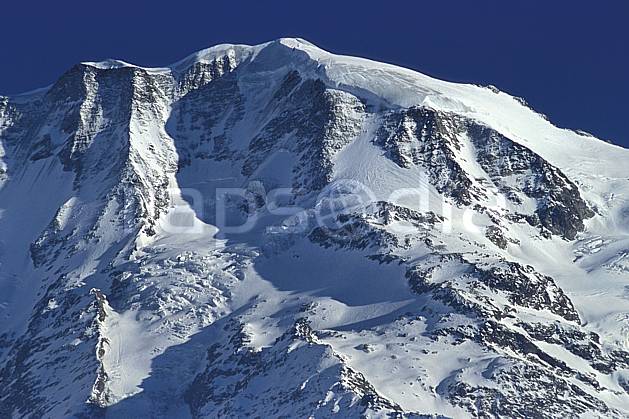 ba3122-15LE : Bionassay, face nord, Massif du Mont Blanc, Haute-Savoie, Alpes. Europe, CEE, glacier, sérac, crevasse, C02, C01 haute montagne, paysage, Annecy 2018 (France).