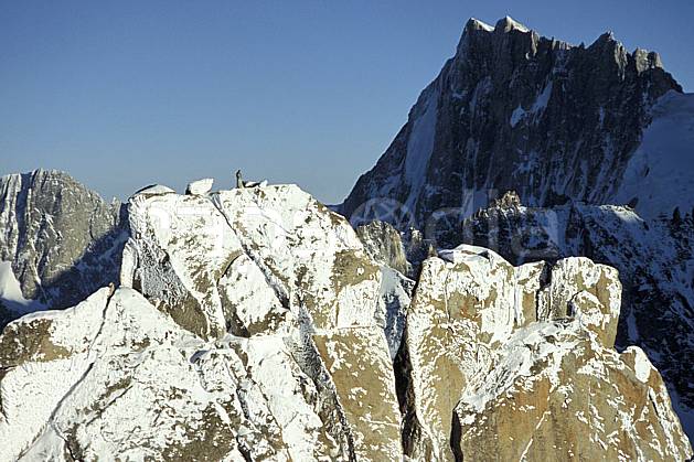 ba3208-35LE : Vierge du Grépon, Grandes Jorasses, Massif du Mont Blanc, Haute-Savoie, Alpes. Europe, CEE, falaise, C02, C01 haute montagne, paysage, Annecy 2018 (France).