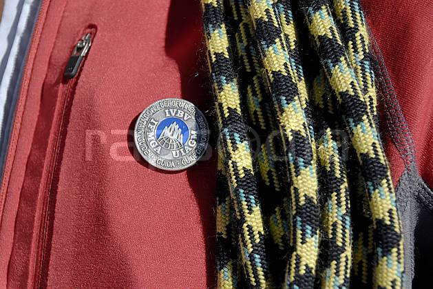 bb063613LE : Médaille de Guide de haute montagne, Alpes. Europe, CEE, médaille, corde, C02, C01 haute montagne, personnage (France).