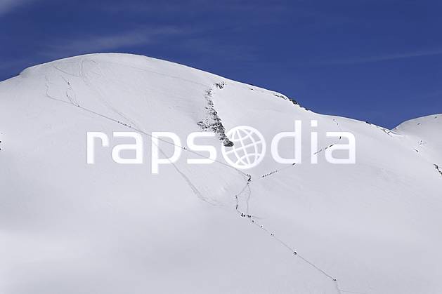 bb072099LE : Cordées d'alpinistes montant au Breithorn, Alpes. alpinisme Europe, CEE, sport, loisir, action, sport extrême, sport de montagne, trace, ascension, C02 haute montagne, paysage, personnage (Italie).