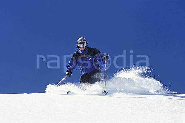 da2945-09LE : Ski-freeride, Jackson Hole, Wyoming. ski hors piste Amérique du nord, sport, loisir, action, glisse, sport de montagne, sport d'hiver, ski, sport extrême, ciel bleu, godille, poudreuse, virage, C02, C01 homme, personnage (Usa).