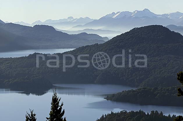 ea054772GE lago moreno, bariloche, patagonie, South America, Latin America, America, chain of mountains, panorama, forest, lake, middle mountain, landscape, adventure trip (Argentina).