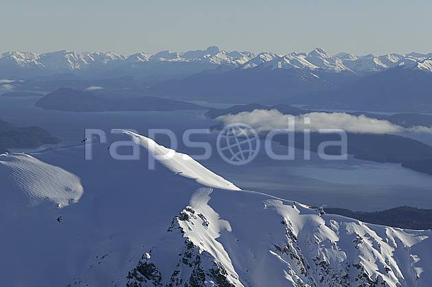 ea054802GE Massif Andin, Lago Nahuel Huapi, San Carlos de Bariloche, Patagonie, Amérique du sud, Amérique Latine, Amérique, chaine de montagnes, panorama, lac, moyenne montagne, paysage, voyage aventure (Argentine).
