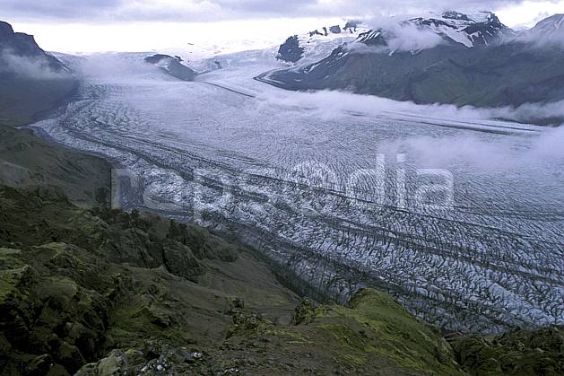 ea1031-29LE : Glacier Skaftafell. ONU, OTAN, ciel voilé, glacier, C02, C01 paysage, voyage aventure (Islande).
