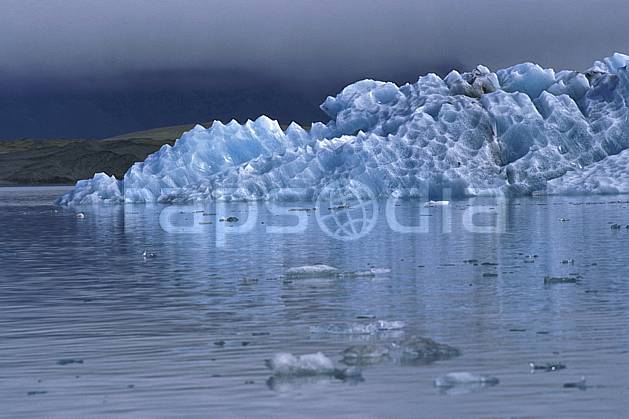 ea1033-01LE : Lac de Jökulsàrlon. ONU, OTAN, iceberg, C02, C01 paysage, voyage aventure, mer (Islande).