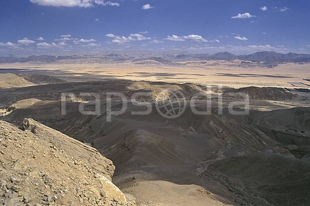 ea1139-22LE : Désert du Negev. Proche Orient, ciel nuageux, évasion, espace, pureté, C02, C01 désert, paysage, voyage aventure (Israël).