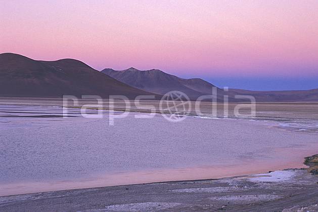 ea1226-33LE : Sud Lipez. Amérique du sud, Amérique Latine, Amérique, ciel nuageux, laguna, lagune, C02, C01 lac, paysage, voyage aventure (Bolivie).