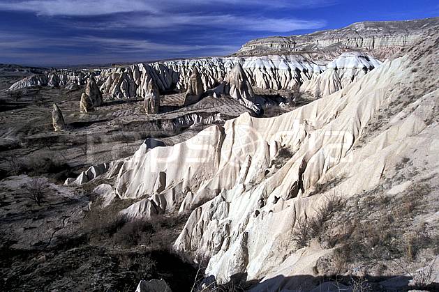 ea2657-14LE : Anatolie Centrale, Cappadoce. Europe, ciel nuageux, érosion, C02, C01 désert, paysage, voyage aventure (Turquie).
