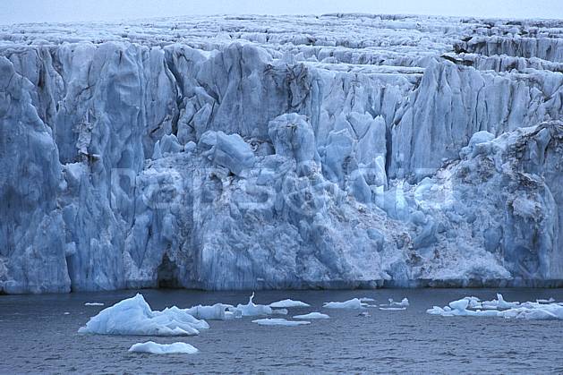 ea2783-36LE : Svalbard, Ile du Spitzberg, Fjord de Hornsund (S). Europe, CEE, banquise, glacier, iceberg, C02, C01 paysage, voyage aventure, mer (Norvège).