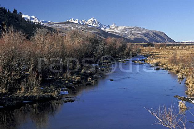ea2945-28LE : Jackson, Grand Teton, Wyoming. Amérique du nord, ciel bleu, C02, C01 moyenne montagne, paysage, rivière, voyage aventure (Usa).