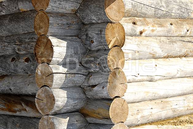 ee061256LE : Chalet en rondins à Kakslauttanen, Laponie. Europe, CEE, cabane, cabane, C02, C01 environnement, gros plan, habitation, voyage aventure (Finlande).