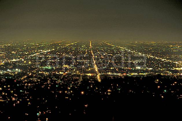 ee0644-35LE : Ville de Los Angeles depuis l'observatoire, California. Amérique du nord, évasion, lumière, nuit, C02, C01 environnement, habitation, voyage aventure (Usa).