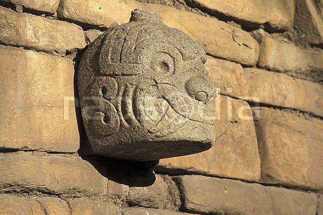 ee2712-34LE : Chavin, Ruines inca. Amérique du sud, Amérique Latine, folklore, portrait, sculpture, tradition, C02, C01 environnement, patrimoine, voyage aventure (Pérou).