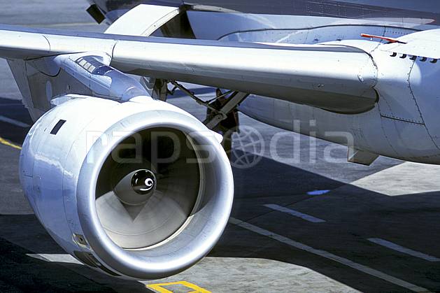 ef0640-24LE : Réacteur d'avion. Amérique du nord, avion, C02, C01 transport, voyage aventure (Usa).