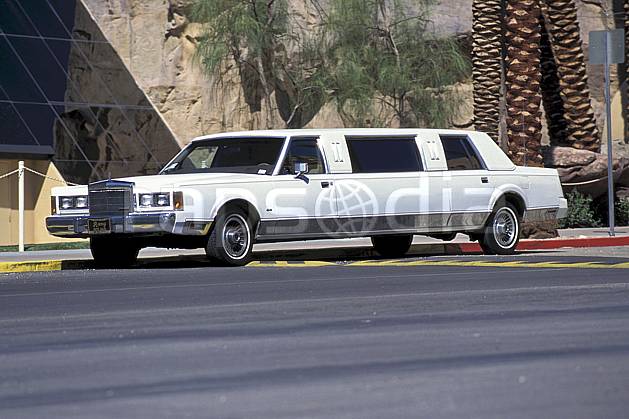 ef0647-12LE : Limousine, Las Vegas, Nevada. Amérique du nord, route, voiture, C02, C01 transport, voyage aventure (Usa).