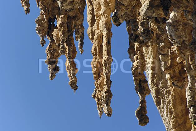 fa064296LE : Ile de Kalymnos, Stalactites. Europe, CEE, île, stalactite, C02, C01 paysage, textures et fonds (Grèce).