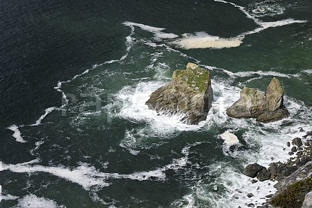 ha072008LE : Récifs le long de la côte de Slieve League, Donegal. Europe, CEE, littoral, vague, C02 mer, paysage (Irlande).